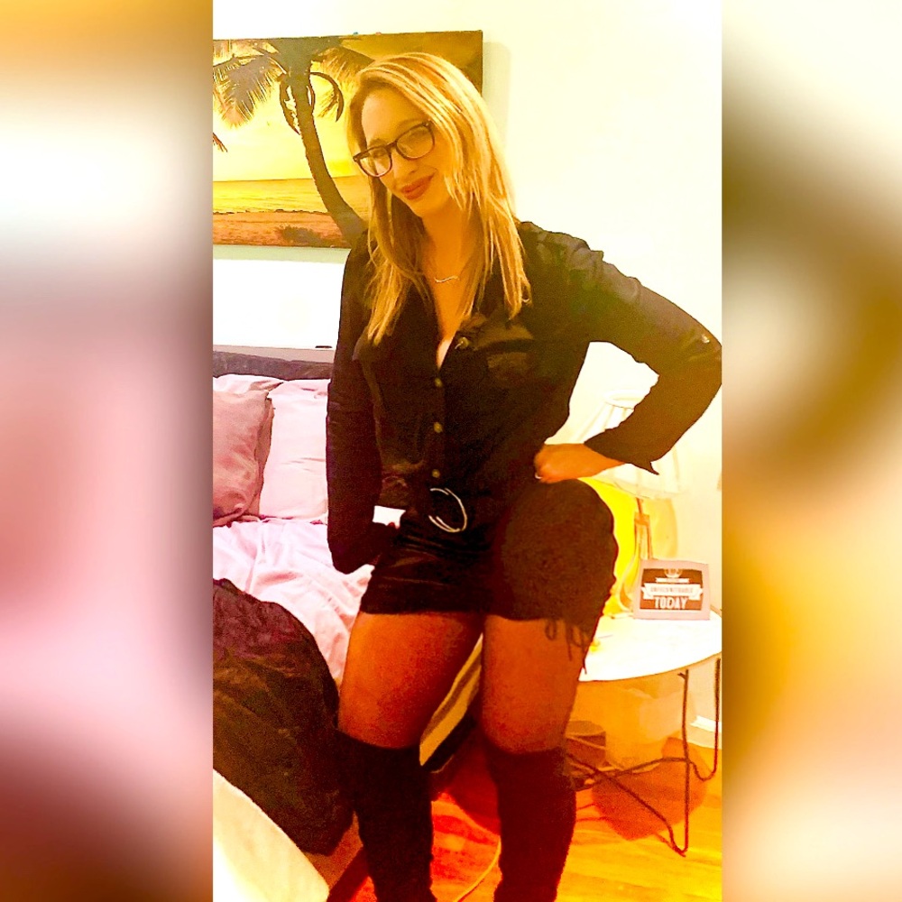 Meet your Posher, Casey